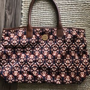 Tory burch tote